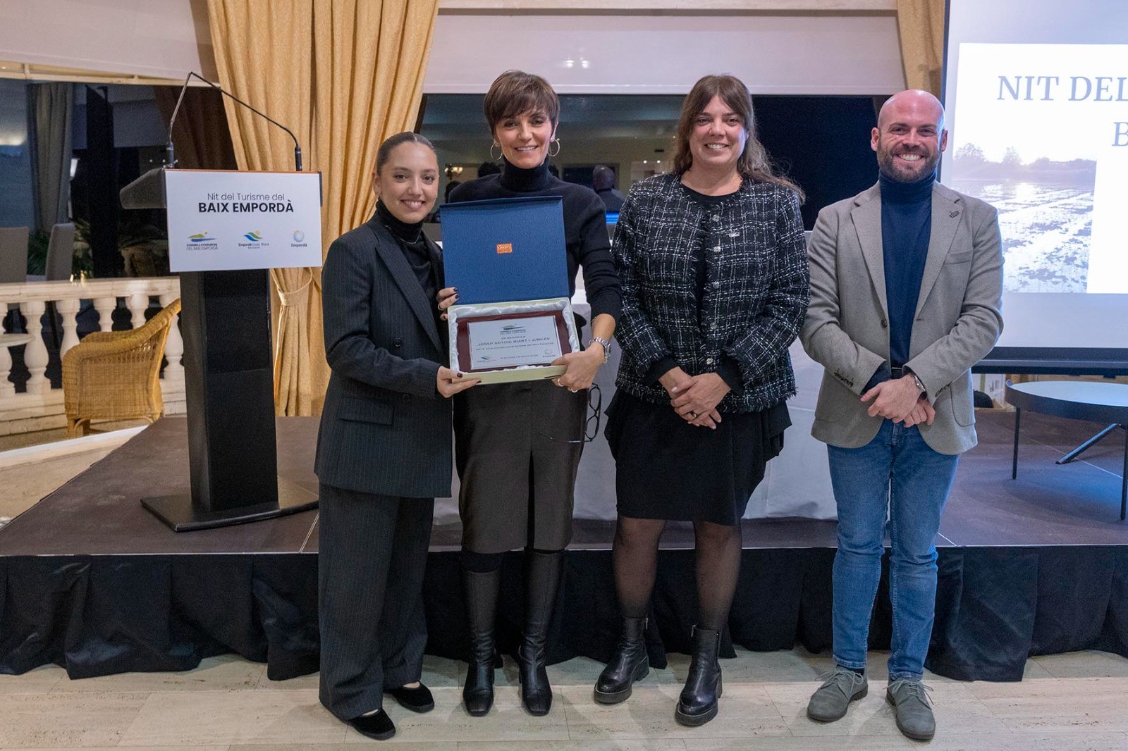 Tribute to the memory of Mr Josep Antoni Riart i Juncàs for his contribution to tourism in the region