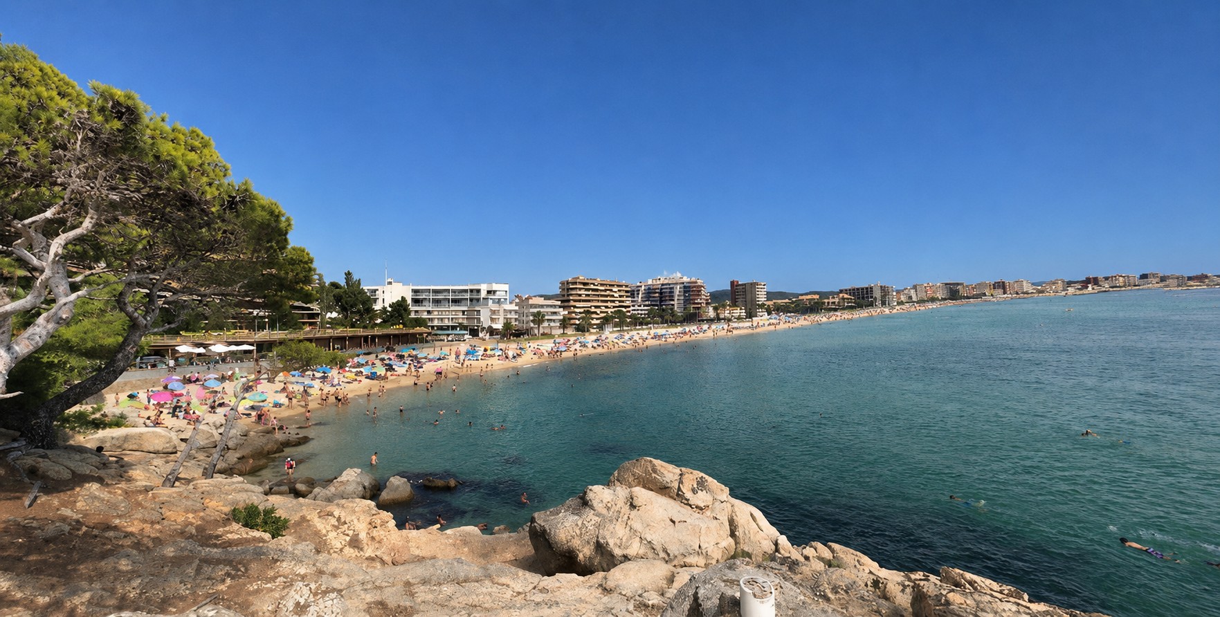 Calonge i Sant Antoni lucen cuatro Banderas Azules este 2026 en el corazón de la Costa Brava
