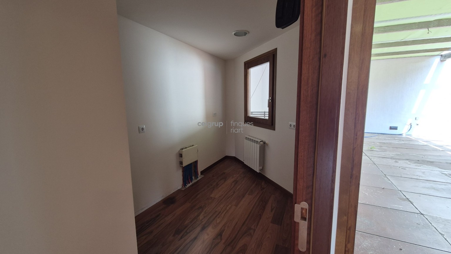 Casa totalment reformada a Palamós amb una gran terrassa