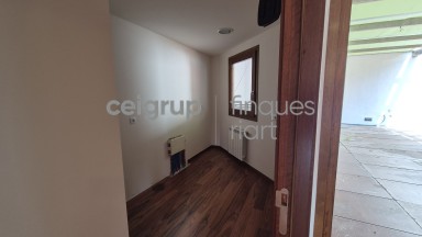 Casa totalment reformada a Palamós amb una gran terrassa