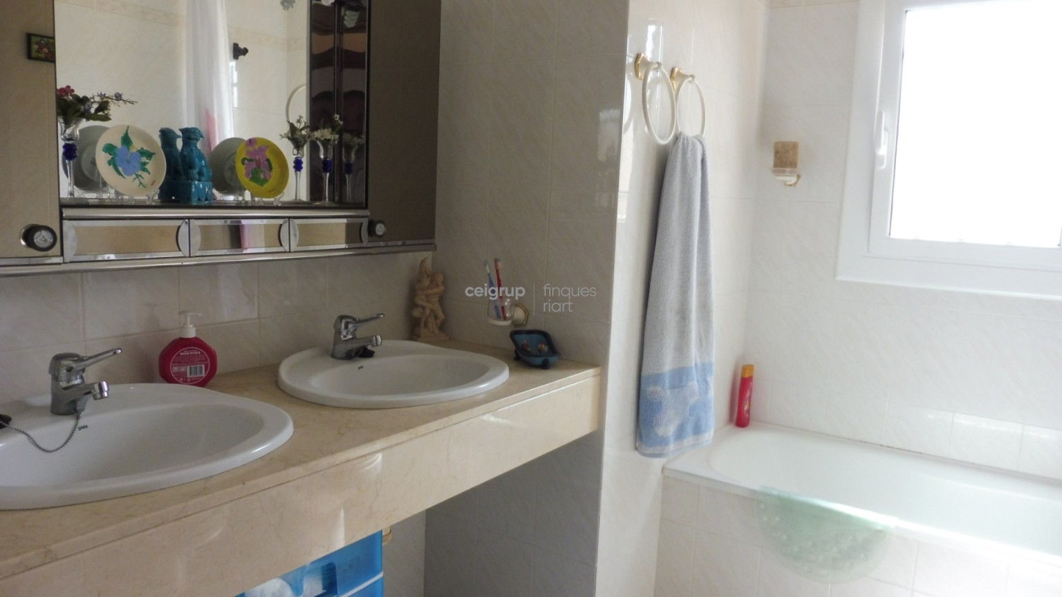 Property detail