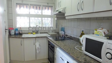 FANTÀSTICA PLANTA BAIXA AL COSTAT DEL MAR	