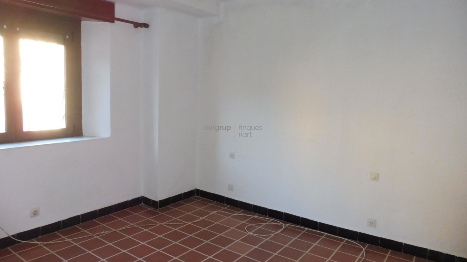 GREAT HOME NEXT TO THE SEA