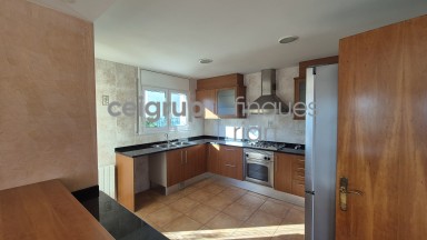 WONDERFUL HOUSE WITH POOL