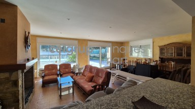 WONDERFUL HOUSE WITH POOL