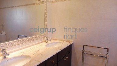 WONDERFUL HOUSE WITH POOL