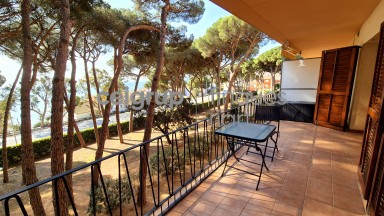 A PERFECT TERRACE WITH SEA VIEWS