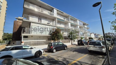 OPORTUNIDAD DE INVERSIÓN, APARTAMENTO A REFORMAR