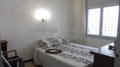 OPORTUNIDAD DE INVERSIÓN, APARTAMENTO A REFORMAR