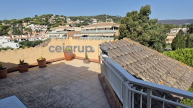 DUPLEX VUE MER